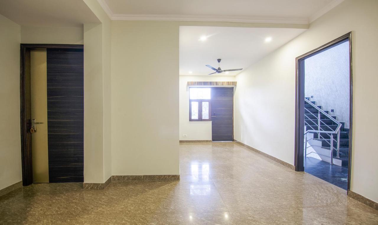 Hotel Treebo Swastika Premium Noida Zewnętrze zdjęcie